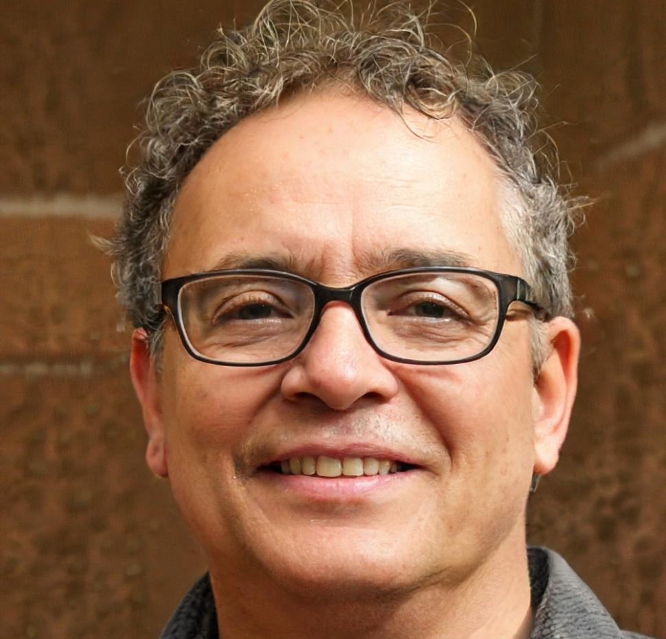 Dr. Manuel Rivera, Director de Investigación